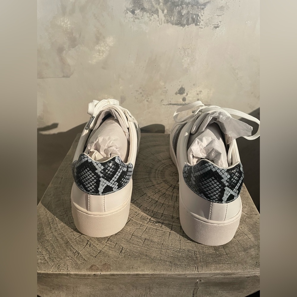 Michael Kors Poppy Lace Up Sneakers in Pale Ocean - Picture 6 of 9